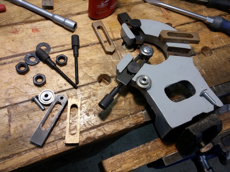 Metal Lathe Steady Rest mod (ball bearings)