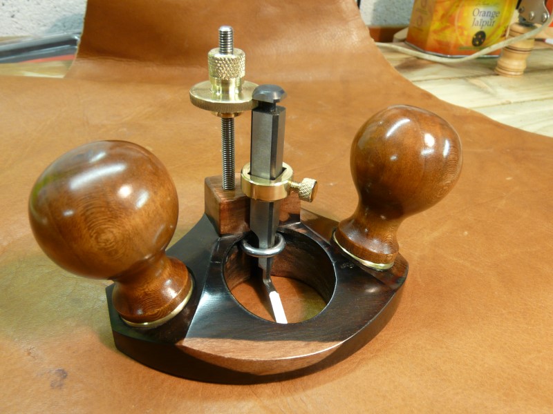 Router plane